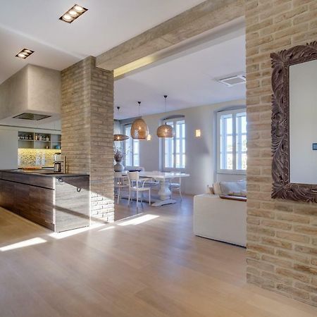 Apartments Argemonia Mali Lošinj Eksteriør billede