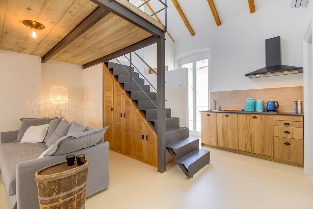 Apartments Argemonia Mali Lošinj Eksteriør billede