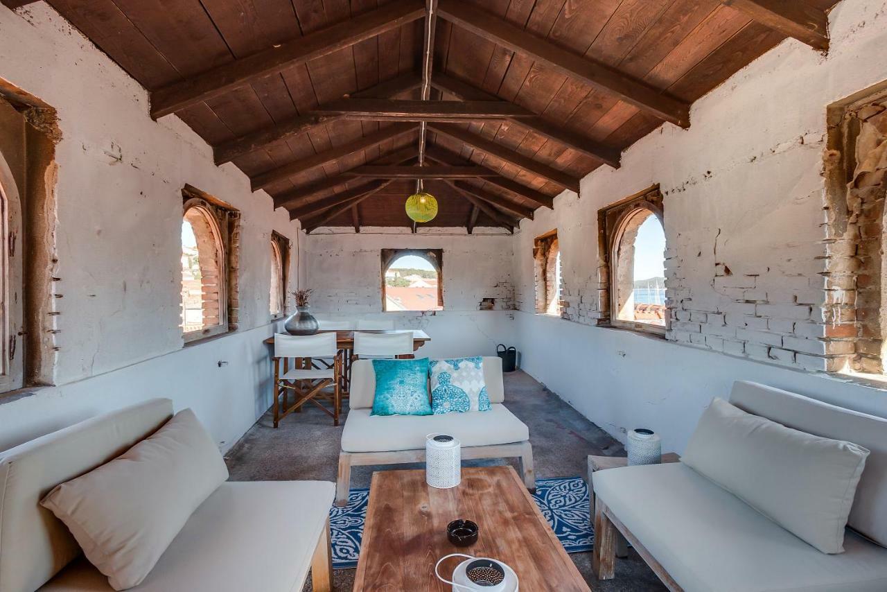 Apartments Argemonia Mali Lošinj Eksteriør billede