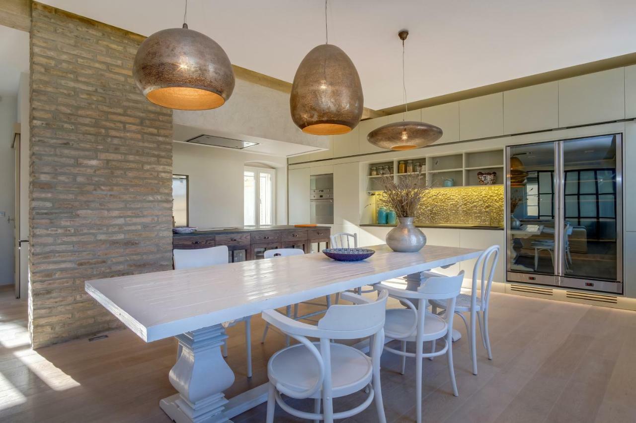 Apartments Argemonia Mali Lošinj Eksteriør billede