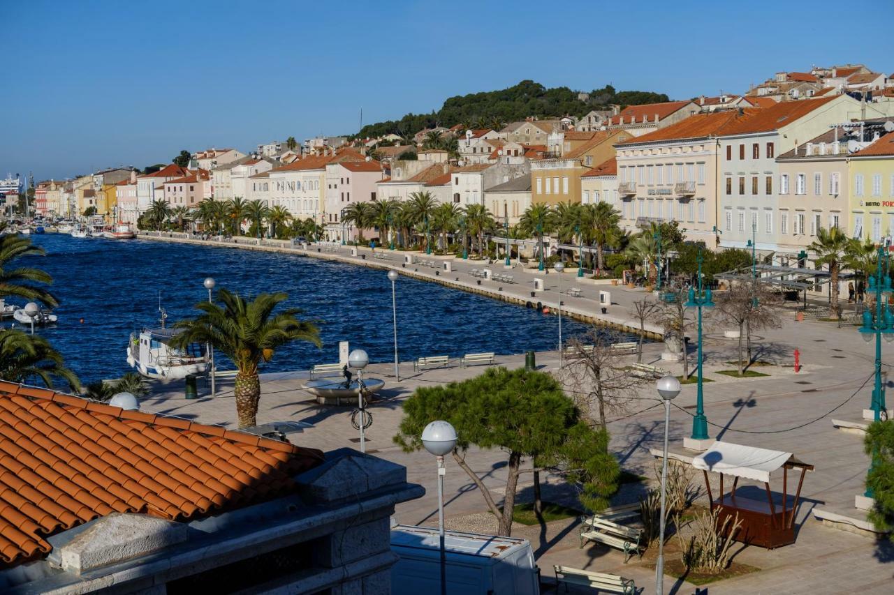 Apartments Argemonia Mali Lošinj Eksteriør billede